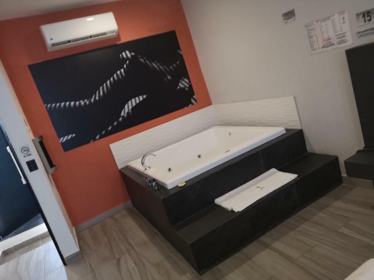 Motel Due Cancún Zewnętrze zdjęcie